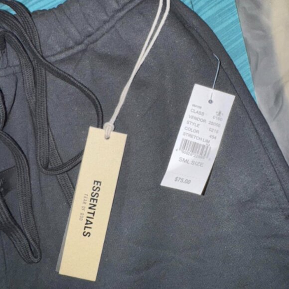 Fear of God Men's Black and Grey Shorts - Picture 2 of 3